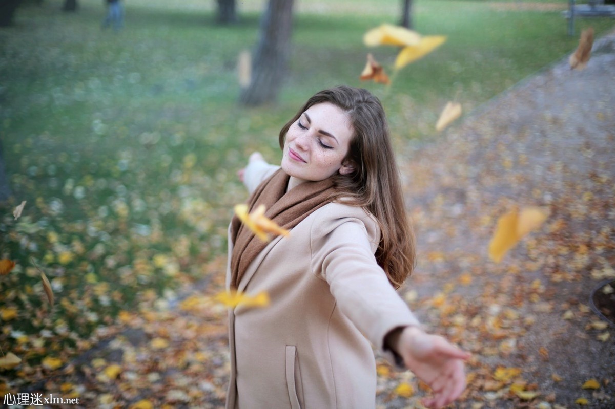 你有情感创伤的5种迹象(以及如何治愈)